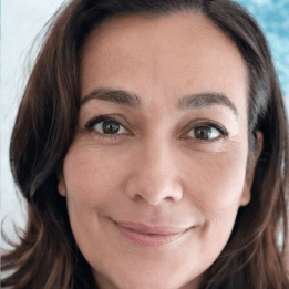 Evelyn Runnals Bio pic square